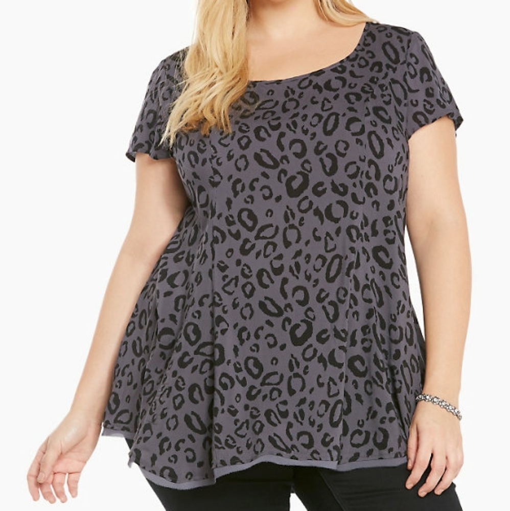 Torrid Leopard Print Challis Top Size 4 - image 1